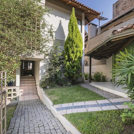 Апартаменты Apartamento Em 4 Ilhas Бомбиньяс Экстерьер фото