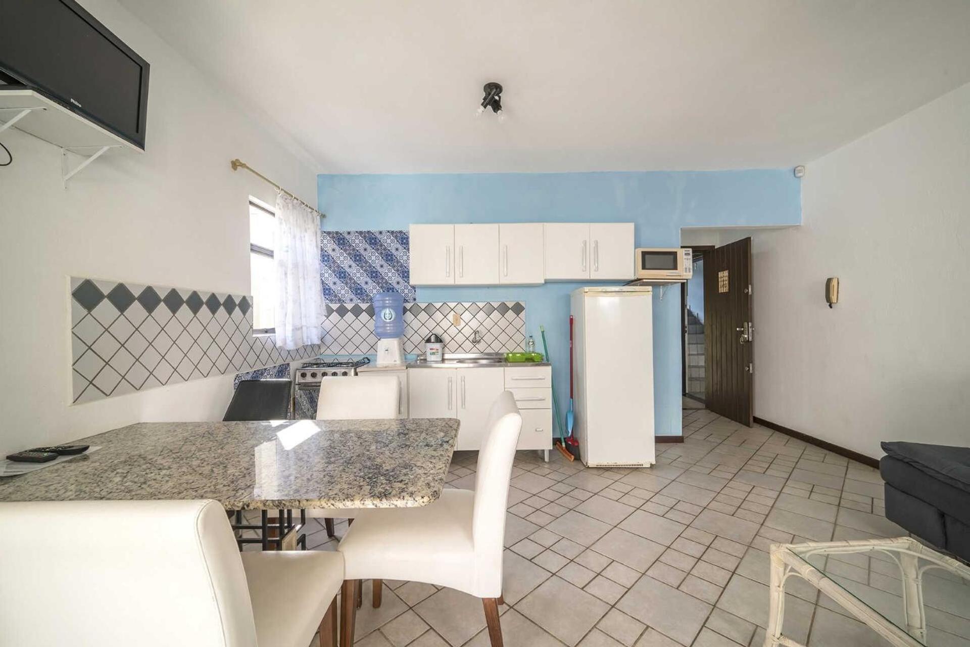 Апартаменты Apartamento Em 4 Ilhas Бомбиньяс Экстерьер фото