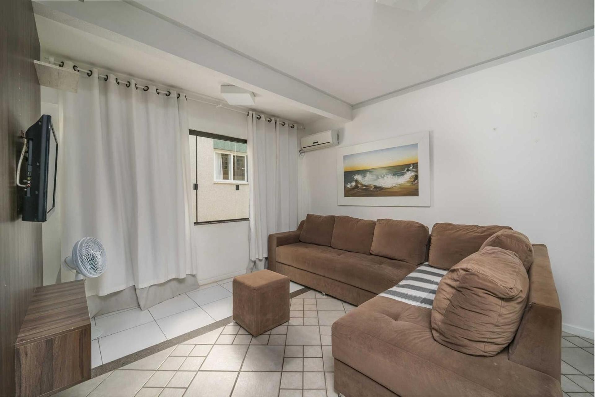 Апартаменты Apartamento Em 4 Ilhas Бомбиньяс Экстерьер фото
